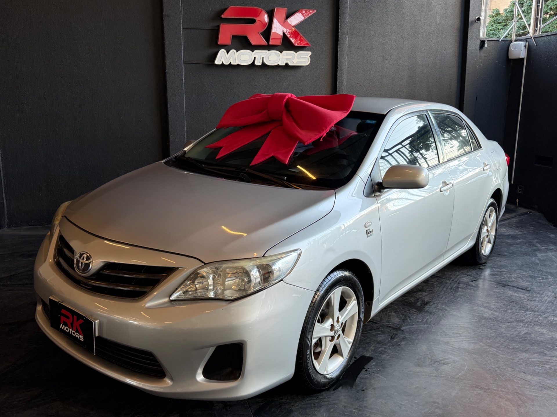 TOYOTA Corolla GLi 1.8 16v 2014