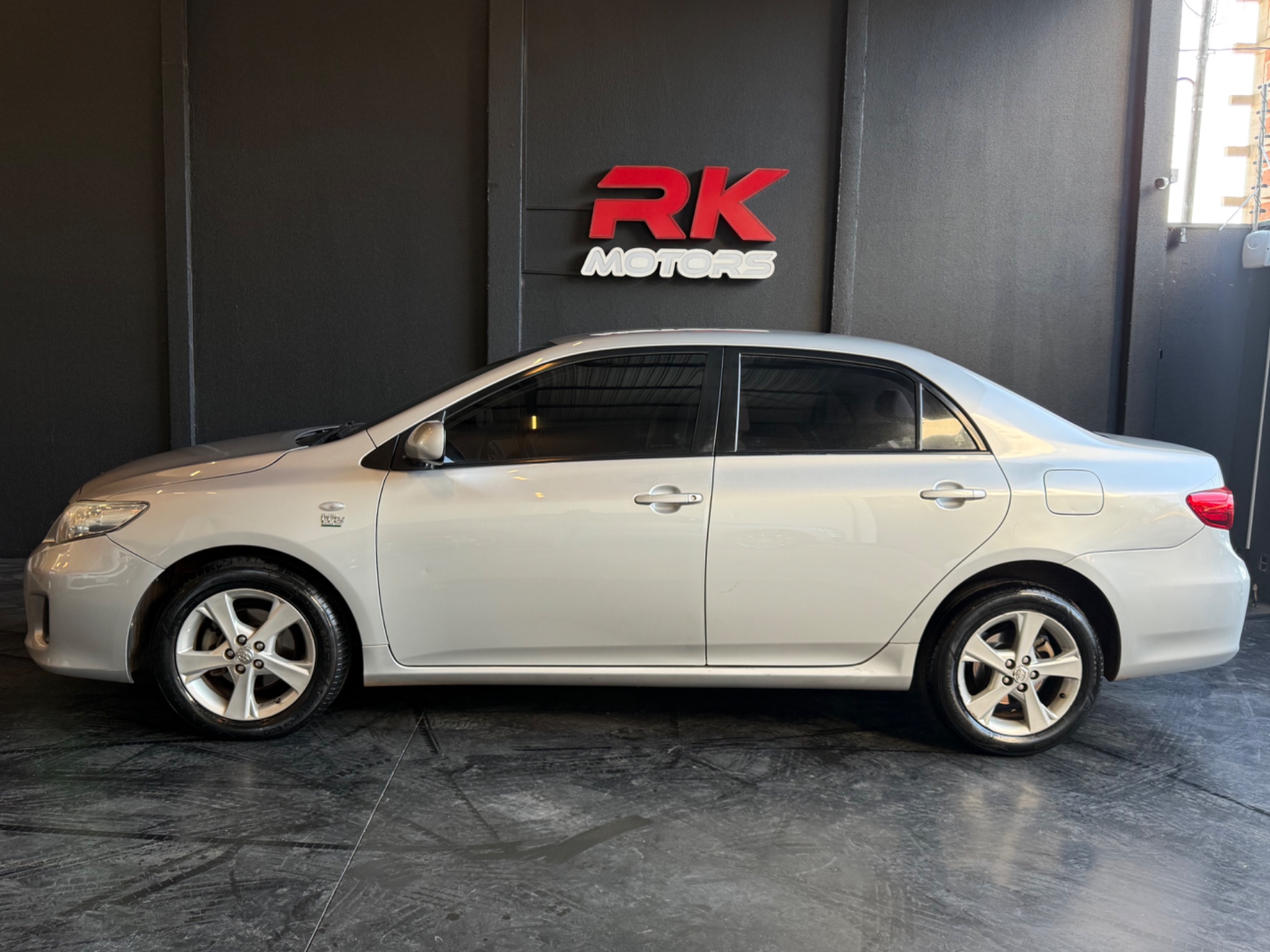 TOYOTA Corolla GLi 1.8 16v 2014 - miniatura 4