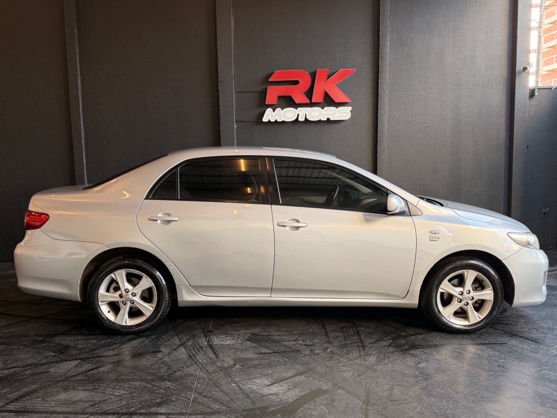 TOYOTA Corolla GLi 1.8 16v 2014 - miniatura 5