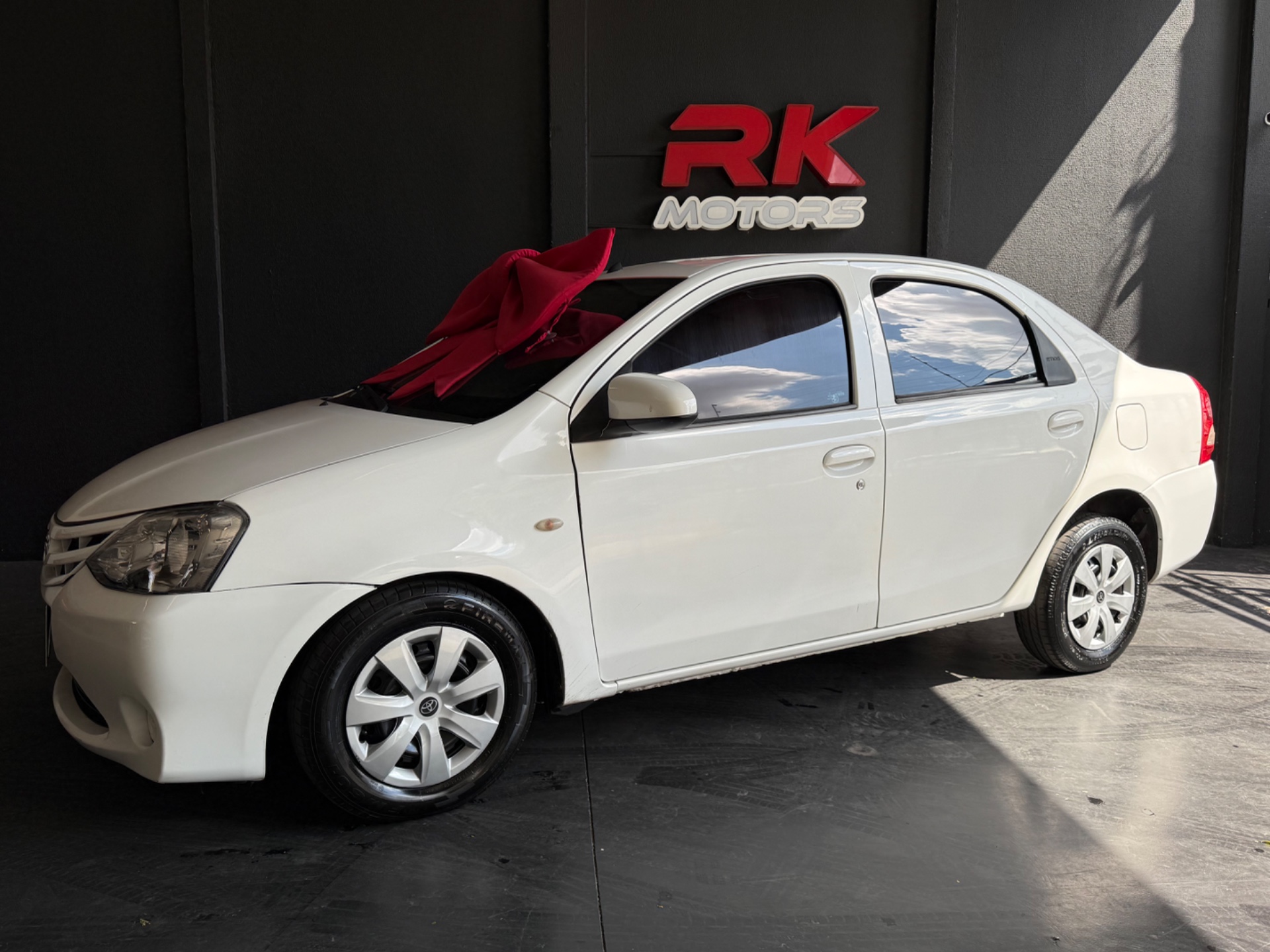 TOYOTA Etios Sedan X 1.5 16v 2016 - miniatura 2