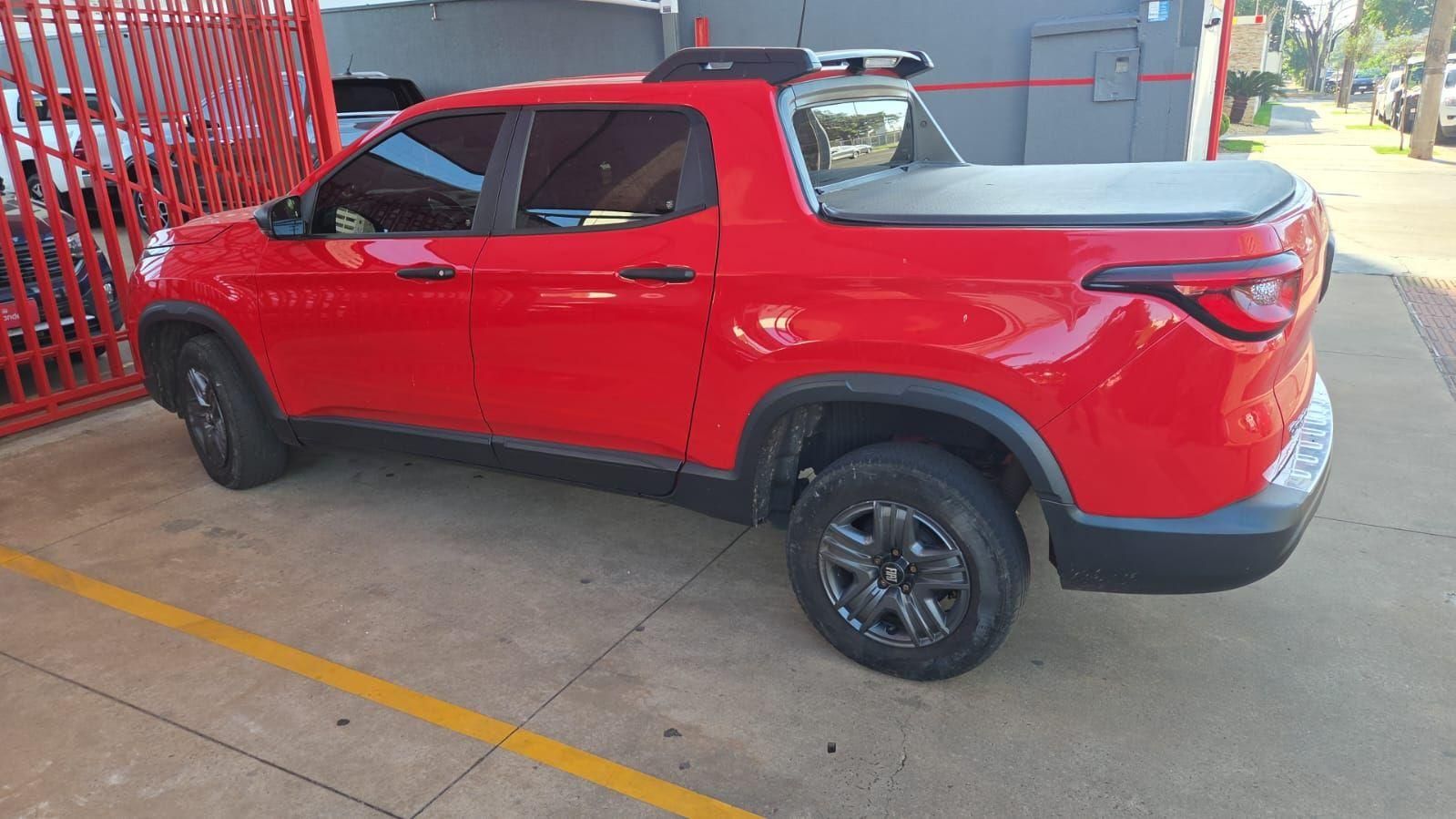 Vista principal de FIAT Toro Endurance 1.3T 16v 2025