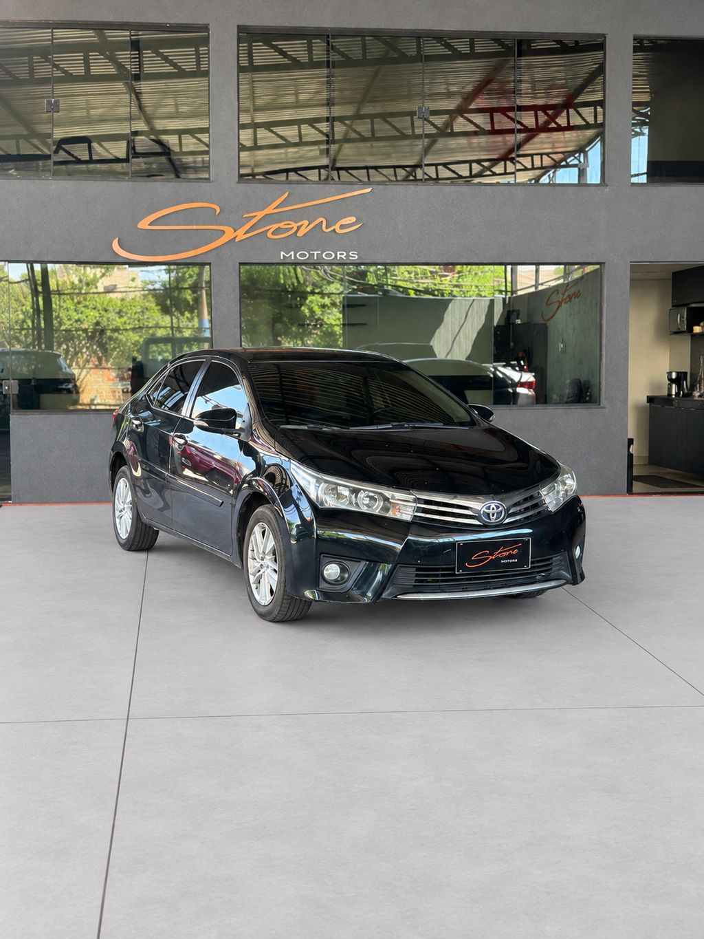Vista principal de TOYOTA Corolla GLi 1.8 16v 2017