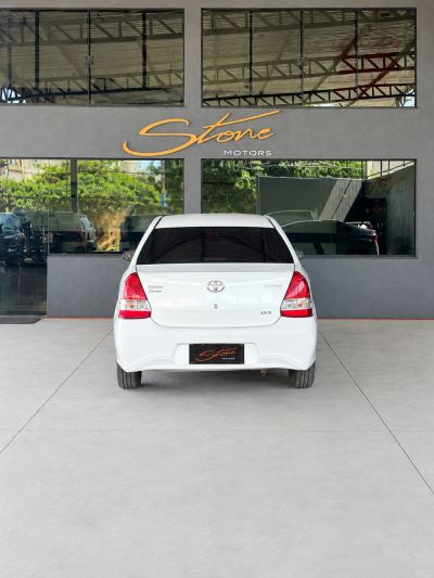 TOYOTA Etios Sedan X 1.5 16v 2018 - miniatura 5