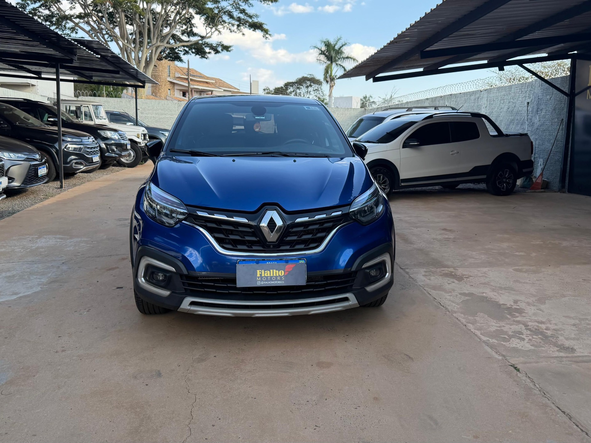 RENAULT Captur Iconic 1.3T 16v 2023 - miniatura 2