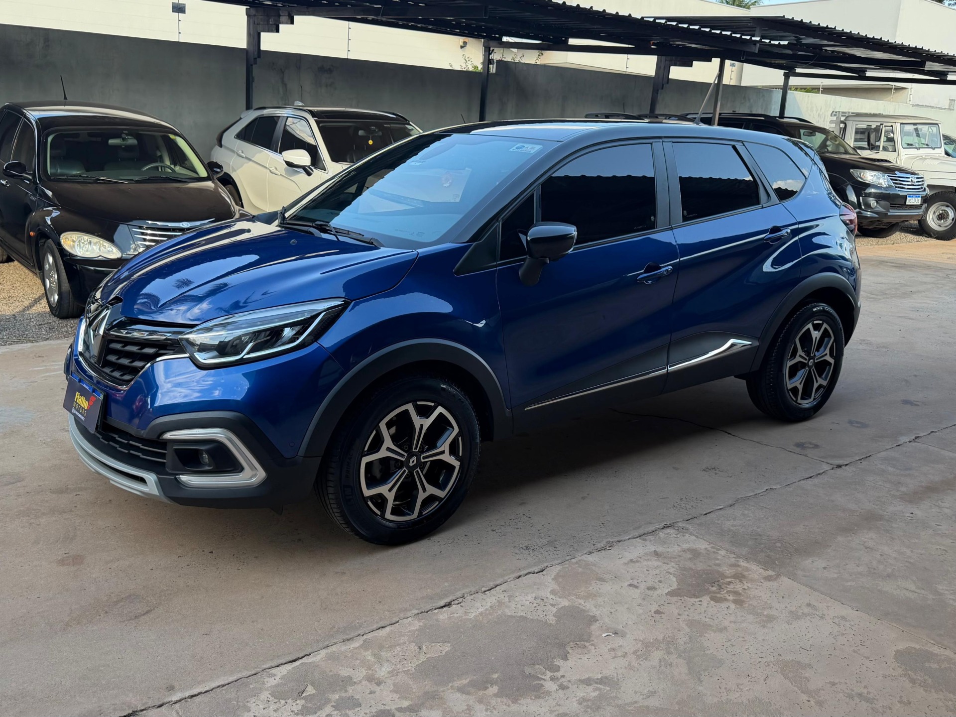 RENAULT Captur Iconic 1.3T 16v 2023 - miniatura 3