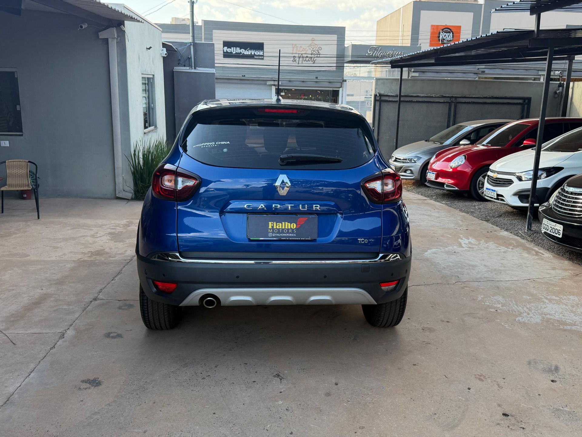 RENAULT Captur Iconic 1.3T 16v 2023 - miniatura 5