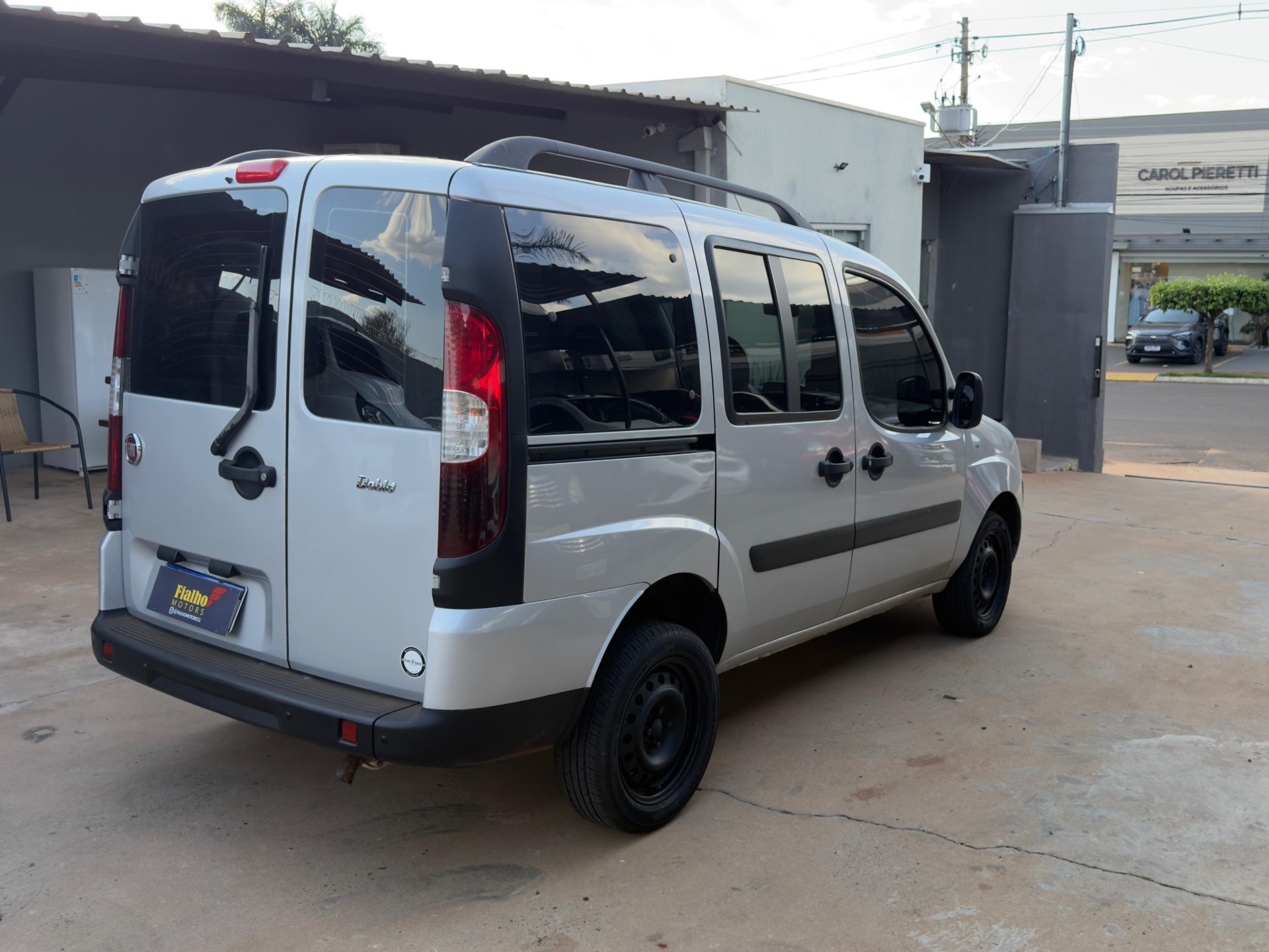 FIAT Doblo Essence 1.8 16v 2016 - miniatura 5