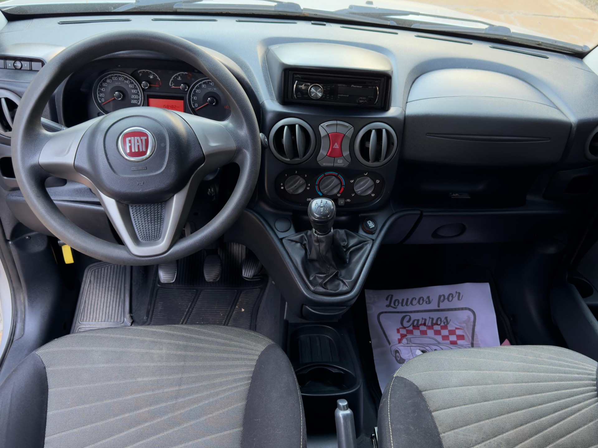 FIAT Doblo Essence 1.8 16v 2016 - miniatura 7