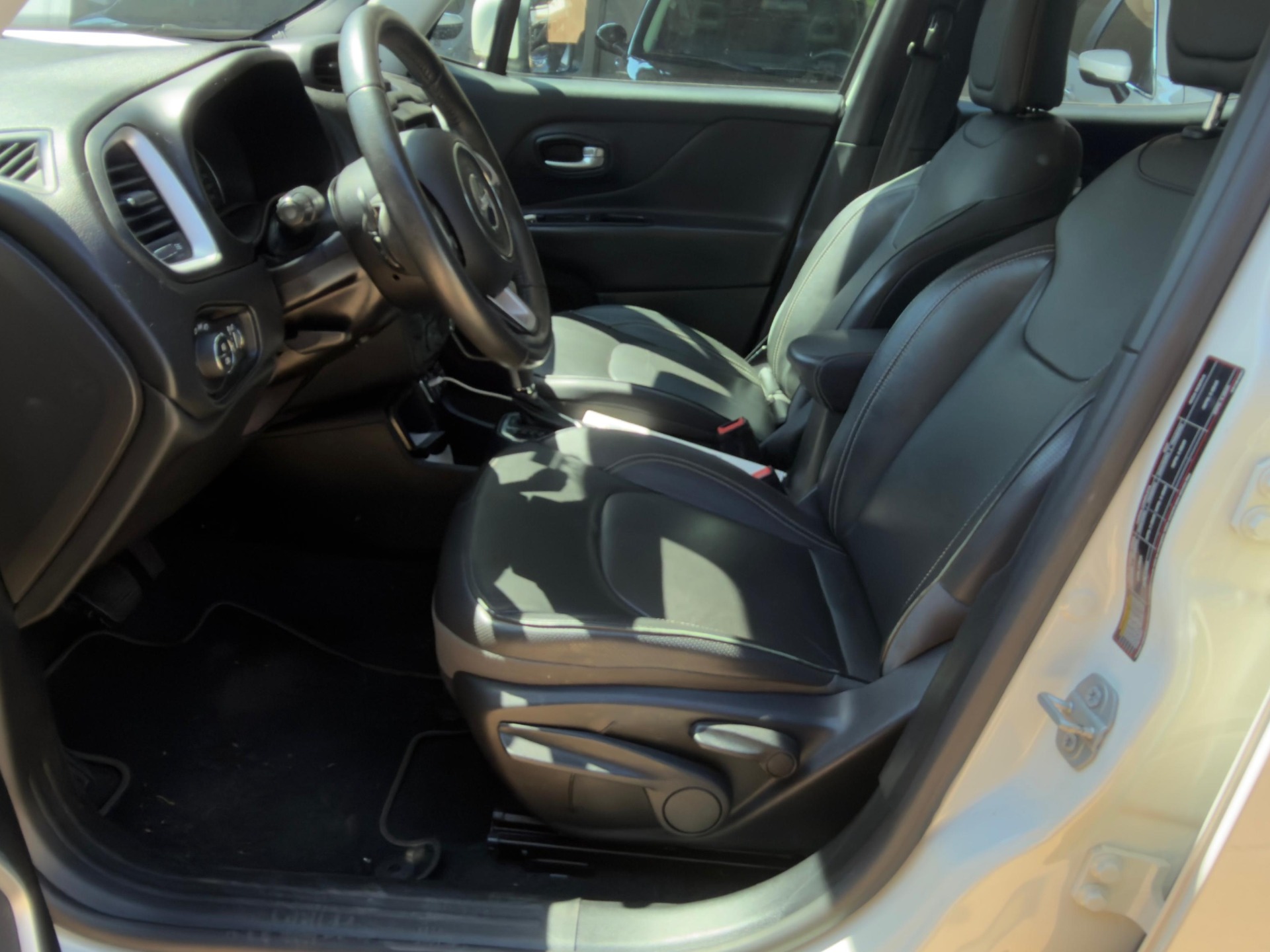 JEEP Renegade Longitude 1.8 16v 2021 - miniatura 8