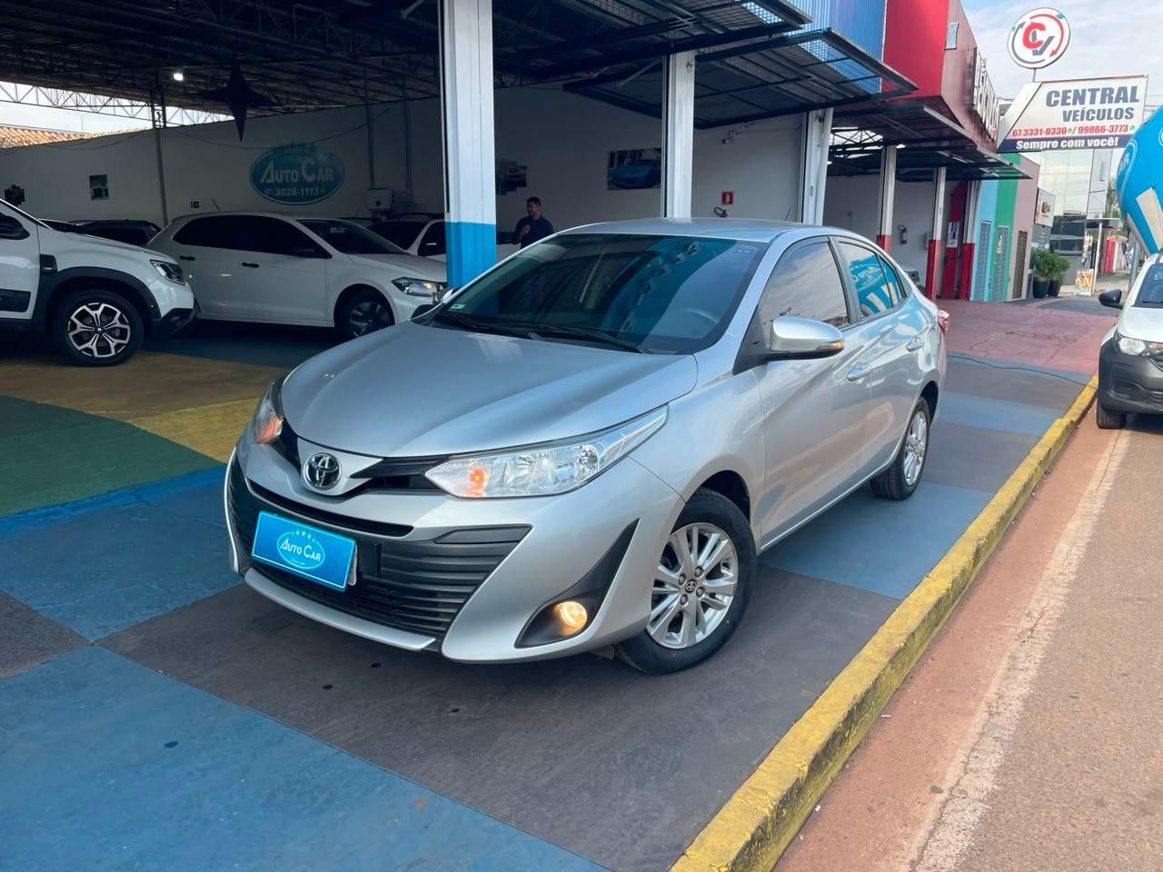 TOYOTA Yaris XL 1.5 16v 2019