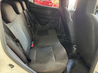 RENAULT Kwid Zen 1.0 12v 2023 - miniatura 8