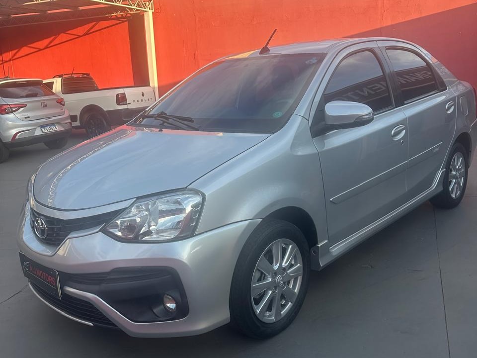 TOYOTA Etios Sedan XLS 1.5 16v 2018 - miniatura 2