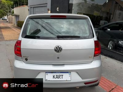 VOLKSWAGEN Fox 1.6 4p. 2013 - miniatura 5