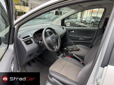 VOLKSWAGEN Fox 1.6 4p. 2013 - miniatura 7