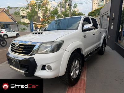 TOYOTA Hilux SRV 3.0TD 4X4 C.D. 2012