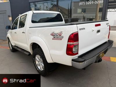 TOYOTA Hilux SRV 3.0TD 4X4 C.D. 2012 - miniatura 4