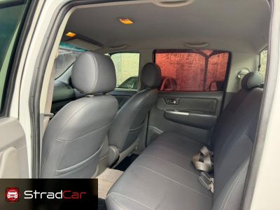 TOYOTA Hilux SRV 3.0TD 4X4 C.D. 2012 - miniatura 8
