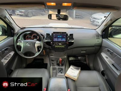 TOYOTA Hilux SRV 3.0TD 4X4 C.D. 2012 - miniatura 9