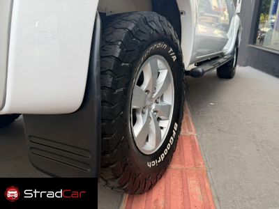 TOYOTA Hilux SRV 3.0TD 4X4 C.D. 2012 - miniatura 14