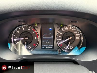 TOYOTA Hilux SRX D4-D 2.8TDi 16v 4X4 C.D. 2023 - miniatura 10