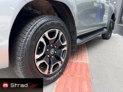 TOYOTA Hilux SRX D4-D 2.8TDi 16v 4X4 C.D. 2023 - miniatura 11