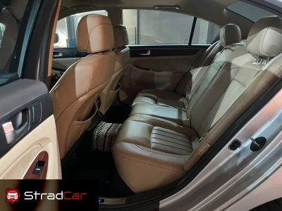 HYUNDAI Genesis 3.8 V6 24v 2013 - miniatura 10