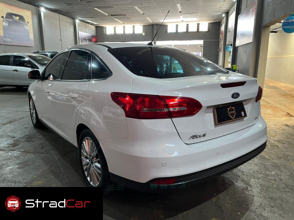 FORD Focus Sedan SE 2.0 16v Powershift 2017 - miniatura 4