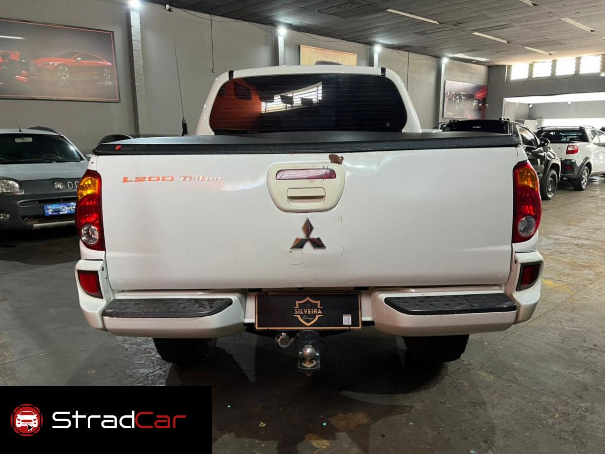 MITSUBISHI L200 Triton HLS 2.4 16v C.D. 2016 - miniatura 5