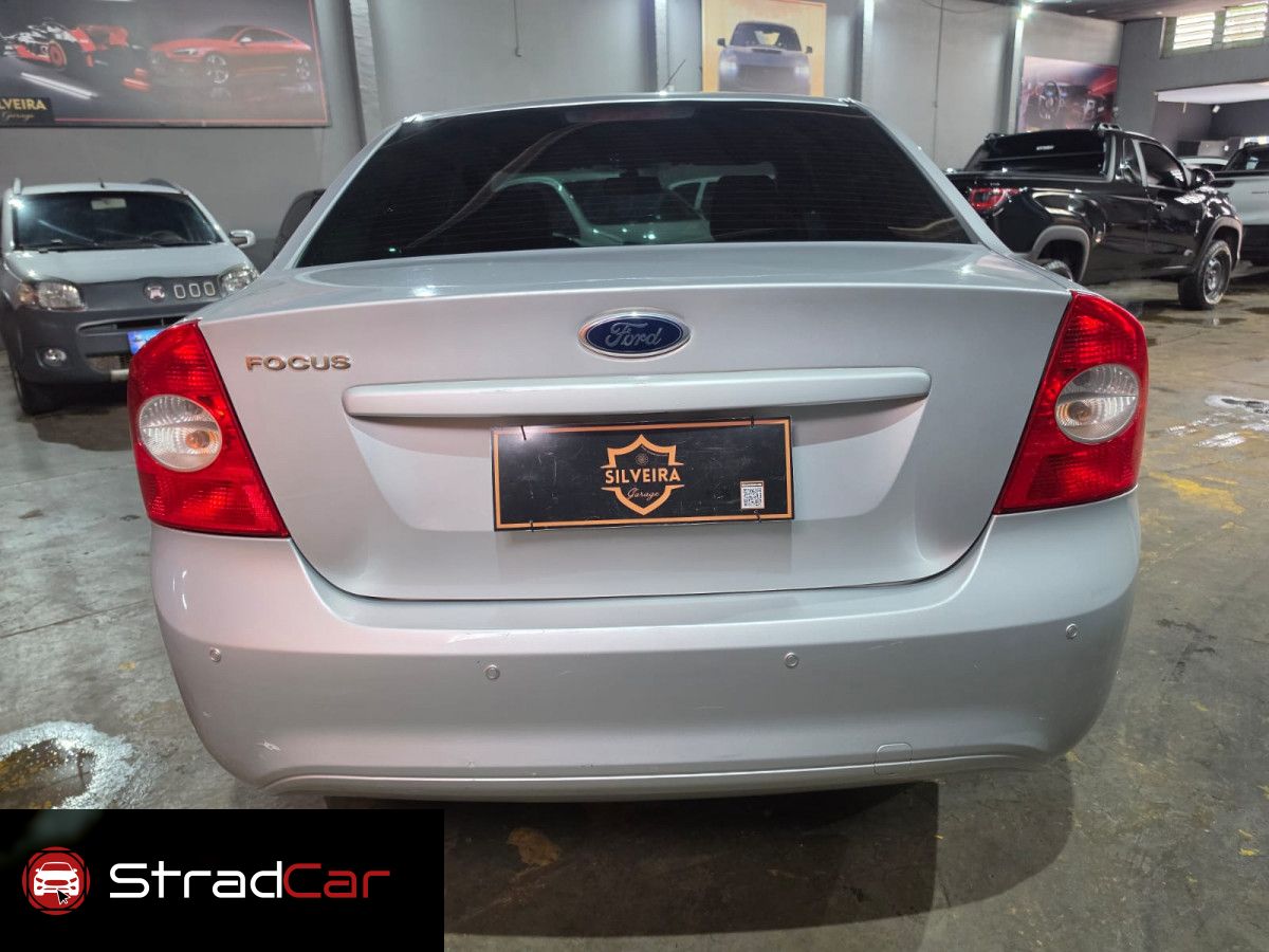 FORD Focus Sedan SE 1.6 16v 2013 - miniatura 5