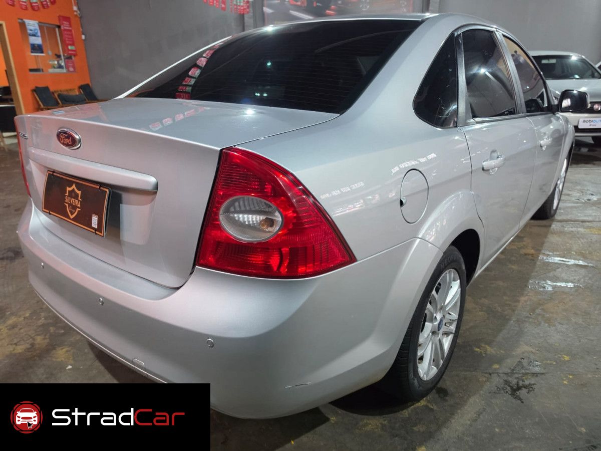 FORD Focus Sedan SE 1.6 16v 2013 - miniatura 6