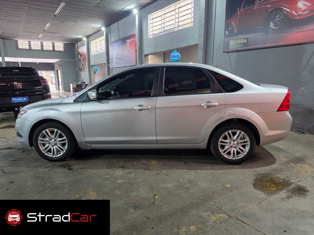 FORD Focus Sedan SE 1.6 16v 2013 - miniatura 8