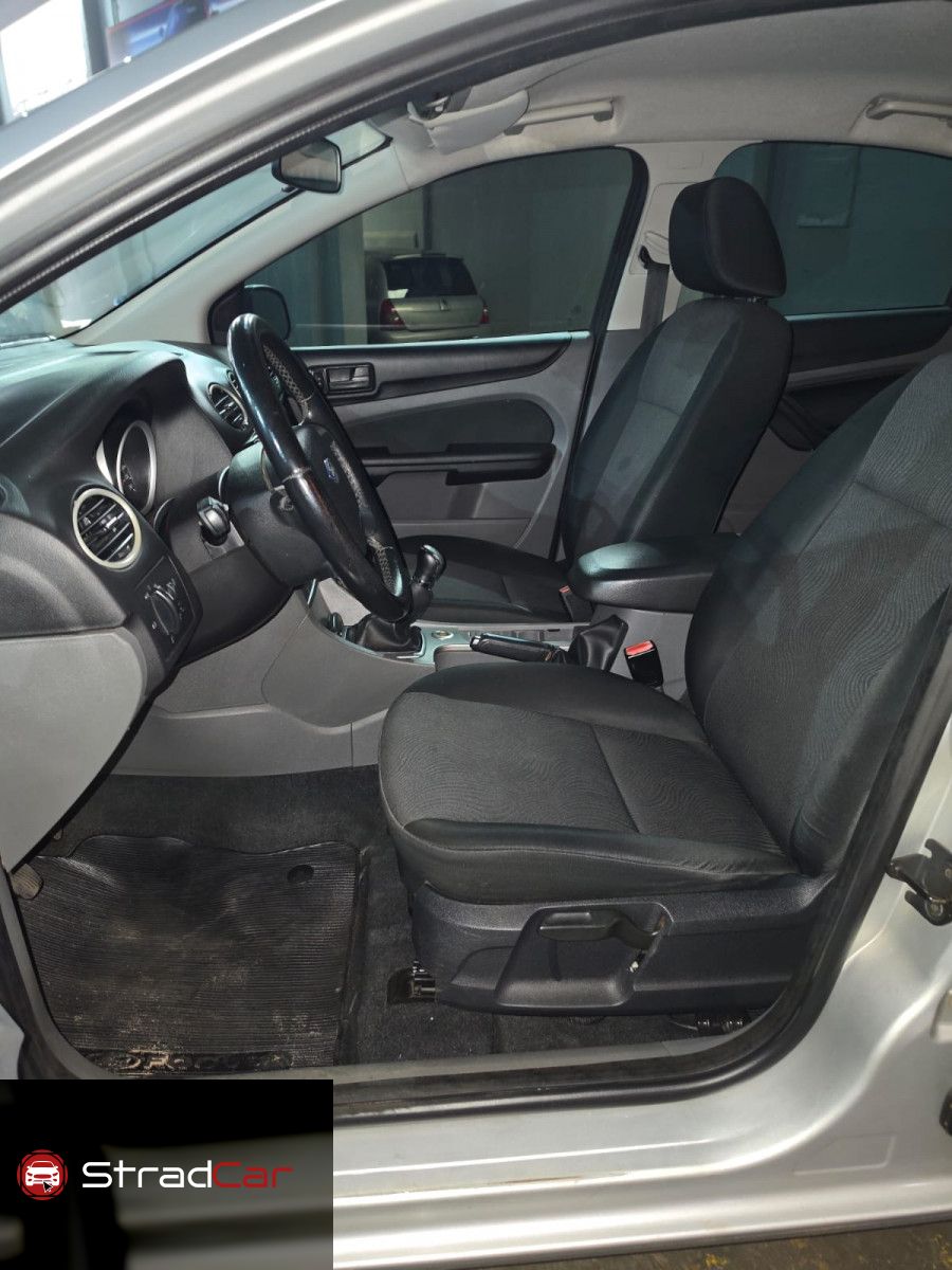 FORD Focus Sedan SE 1.6 16v 2013 - miniatura 9