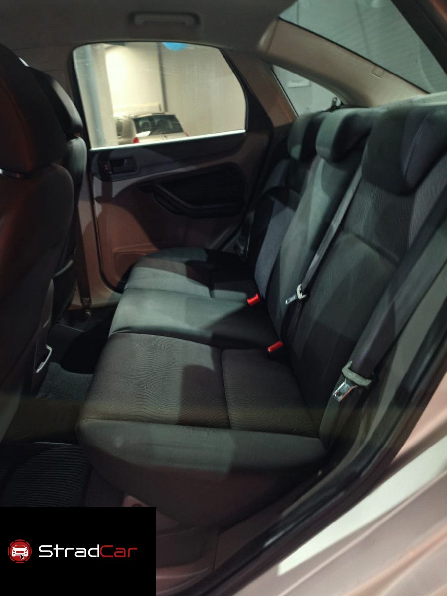 FORD Focus Sedan SE 1.6 16v 2013 - miniatura 10