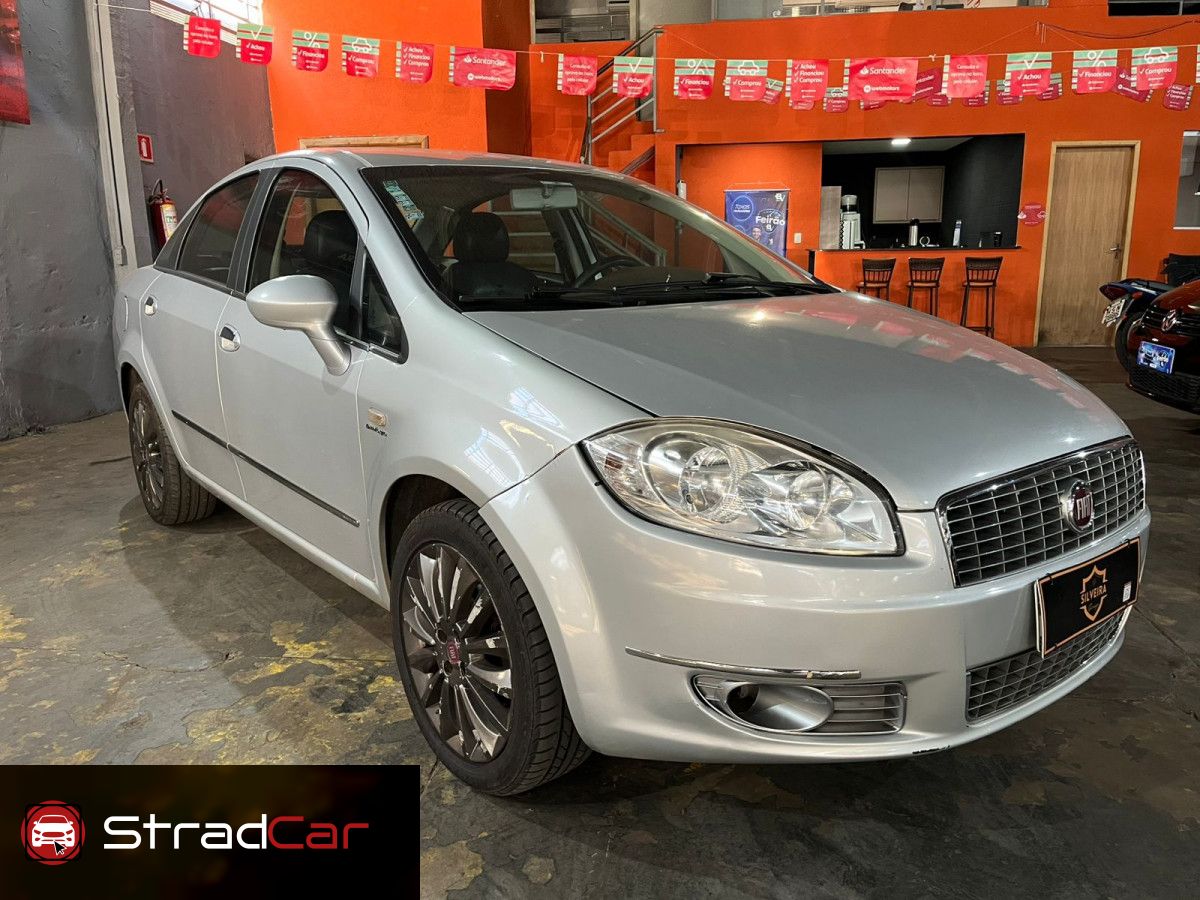 Vista principal de FIAT Linea Absolute 1.9 16v Dualogic 2013