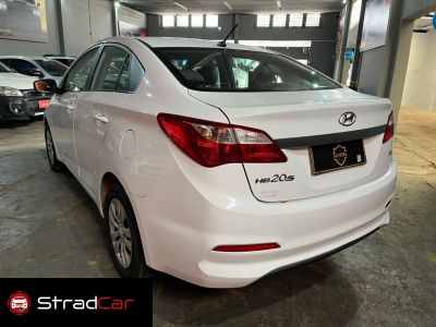 HYUNDAI HB20S Comfort Plus 1.6 16v 2017 - miniatura 4