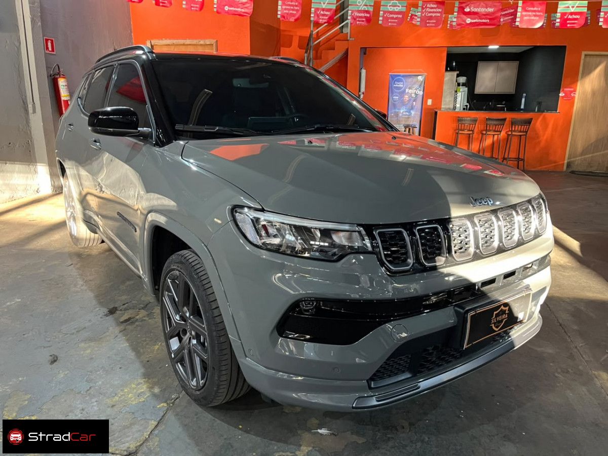 Vista principal de JEEP Compass S 1.3 16v T270 2025
