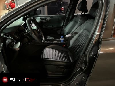 FIAT Fastback Limited Edition 1.3T 16v 2023 - miniatura 9