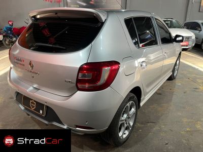 RENAULT Sandero GT Line 1.6 2016 - miniatura 4