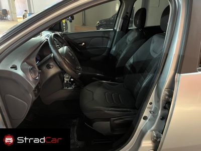 RENAULT Sandero GT Line 1.6 2016 - miniatura 9