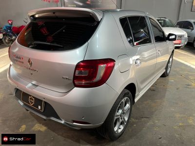 RENAULT Sandero GT Line 1.6 2016 - miniatura 4