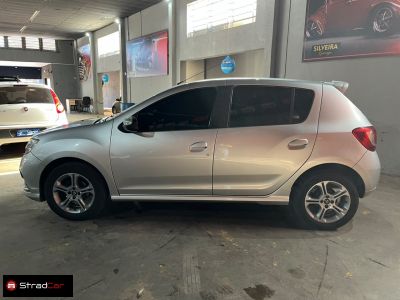 RENAULT Sandero GT Line 1.6 2016 - miniatura 8