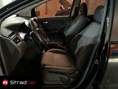 VOLKSWAGEN Fox 1.6 4p. 2013 - miniatura 9