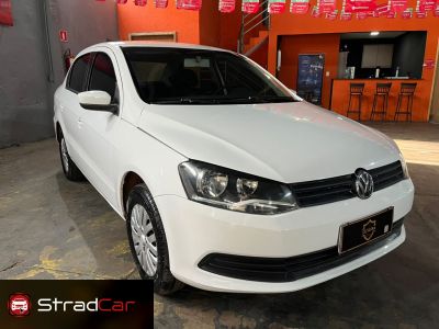 VOLKSWAGEN Voyage 1.0 2013