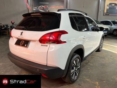 PEUGEOT 2008 Allure Pack 1.6 16v 2022 - miniatura 6