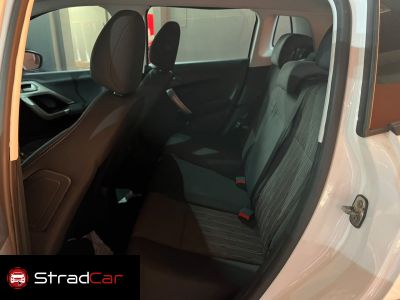 PEUGEOT 2008 Allure Pack 1.6 16v 2022 - miniatura 10