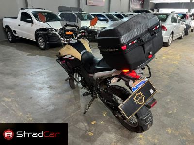 YAMAHA XTZ 250 Lander 2023 - miniatura 6