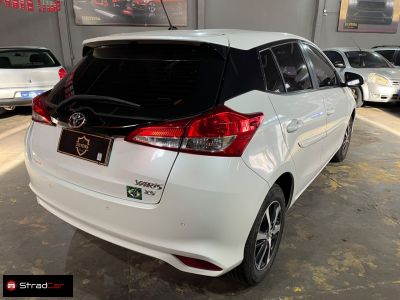 TOYOTA Yaris Hatch XS Connect 1.5 16v 2020 - miniatura 4