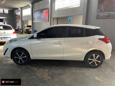 TOYOTA Yaris Hatch XS Connect 1.5 16v 2020 - miniatura 8