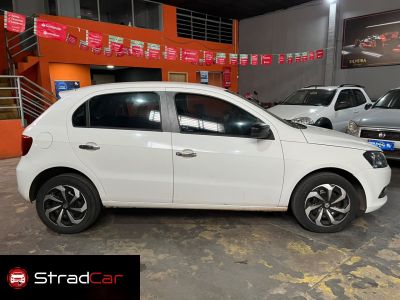 VOLKSWAGEN Gol City 1.6 4p. 2014 - miniatura 7