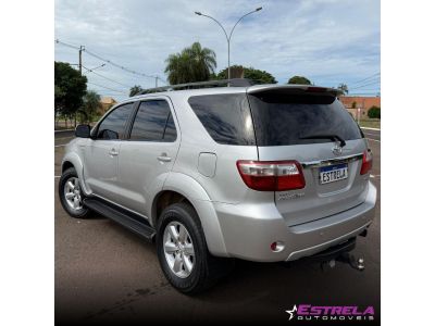 TOYOTA Hilux SW4 SRV D4-D 3.0TDi 16v 4x4 2011 - miniatura 4